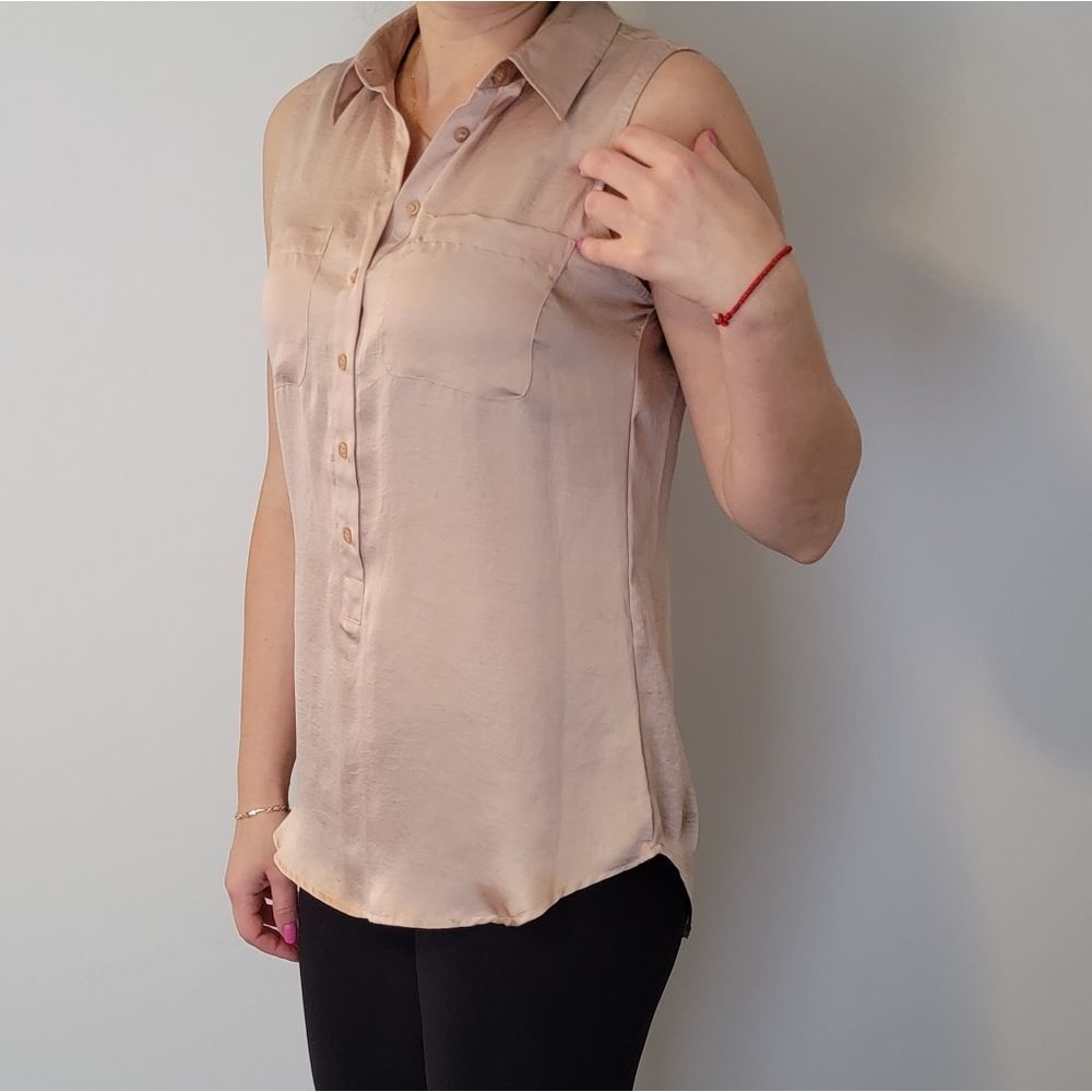 𝅺violet and Claire top